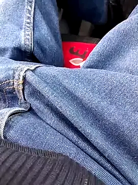 Snapshot of feet_toes chatting on March 11, 2025, 1:23 pm feet toes online show from March 11, 2025, 1:23 pm