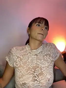 Snapshot of ameliayourfav1 chatting on October 1, 2025, 1:33 am ameliayourfav1 online show from October 1, 2025, 1:33 am