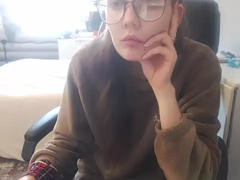 Snapshot of Laco-cO chatting on February 4, 2026, 10:54 am Laco-cO online show from February 4, 2026, 10:54 am