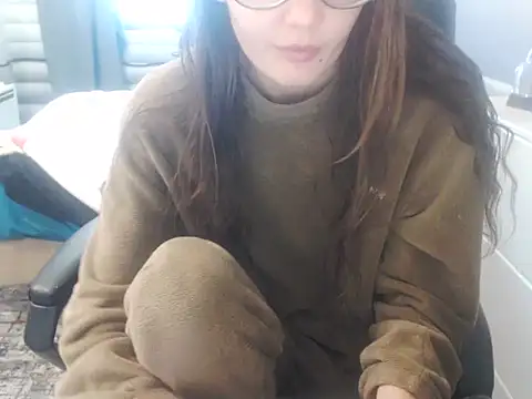 Snapshot of Laco-cO chatting on February 16, 2026, 12:37 pm Laco-cO online show from February 16, 2026, 12:37 pm