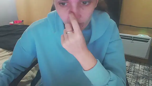 Snapshot of Laco-cO chatting on November 23, 2025, 4:06 pm Laco-cO online show from November 23, 2025, 4:06 pm