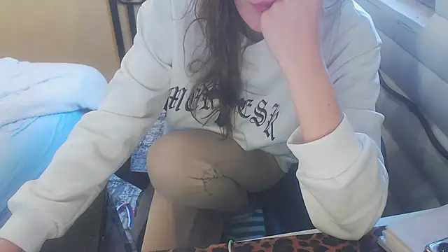 Snapshot of Laco-cO chatting on November 20, 2025, 10:49 am Laco-cO online show from November 20, 2025, 10:49 am