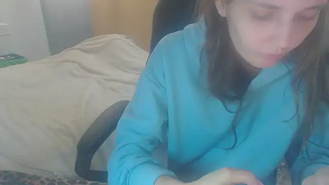 Snapshot of Laco-cO chatting on November 12, 2025, 8:18 am Laco-cO online show from November 12, 2025, 8:18 am