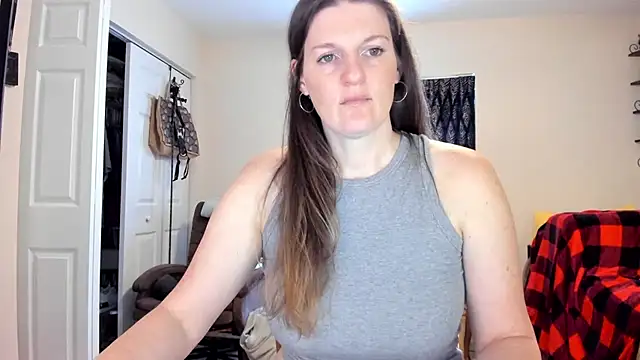 Snapshot of Kelly_Carolina chatting on December 15, 2024, 2:16 pm Kelly Carolina online show from December 15, 2024, 2:16 pm
