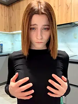 Camilla Railian online show from September 25, 2025, 11:55 pm