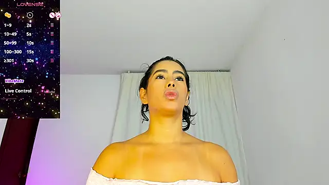 VioletaSotter online show from November 9, 2025, 10:30 am