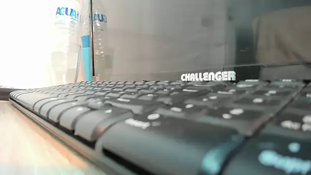 Snapshot of Lunastar02 chatting on March 16, 2025, 8:21 pm Lunastar02 online show from March 16, 2025, 8:21 pm