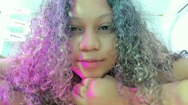 Snapshot of Lunastar02 chatting on September 23, 2025, 1:12 am Lunastar02 online show from September 23, 2025, 1:12 am