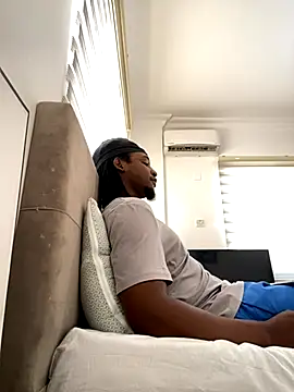 finefinance online show from November 9, 2025, 6:17 am