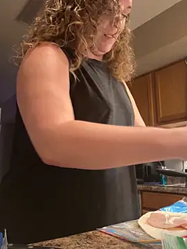 AuroraSummers online show from October 9, 2025, 3:29 am