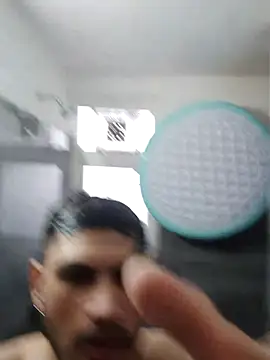 Snapshot of alex78265 chatting on September 25, 2025, 12:33 pm alex78265 online show from September 25, 2025, 12:33 pm