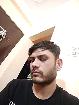 Snapshot of alex78265 chatting on October 3, 2025, 5:20 am alex78265 online show from October 3, 2025, 5:20 am