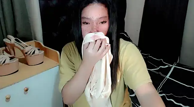 Snapshot of UrFuckingSweet_Angelxxx chatting on February 10, 2025, 4:47 pm UrFuckingSweet Angelxxx online show from February 10, 2025, 4:47 pm