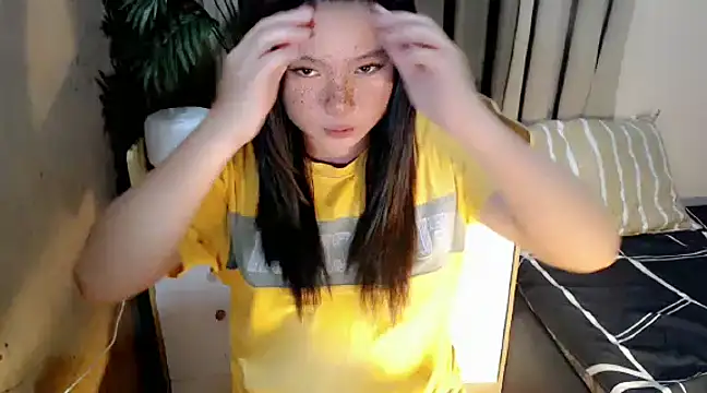 Snapshot of UrFuckingSweet_Angelxxx chatting on March 15, 2025, 4:32 pm UrFuckingSweet Angelxxx online show from March 15, 2025, 4:32 pm