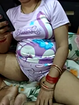 Snapshot of Diya_143 chatting on July 18, 2026, 7:00 pm Diya 143 online show from July 18, 2026, 7:00 pm