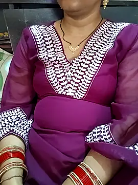 Snapshot of Diya_143 chatting on July 18, 2026, 6:55 am Diya 143 online show from July 18, 2026, 6:55 am