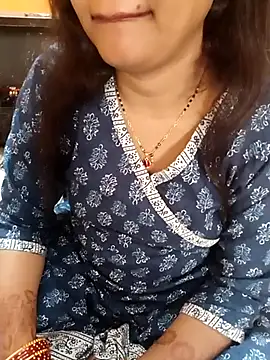 Snapshot of Diya_143 chatting on October 12, 2025, 8:26 am Diya 143 online show from October 12, 2025, 8:26 am