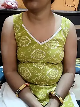 Snapshot of Diya_143 chatting on October 27, 2025, 6:25 am Diya 143 online show from October 27, 2025, 6:25 am