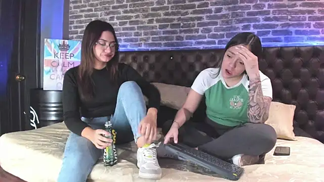 celestestars online show from March 14, 2025, 4:32 am