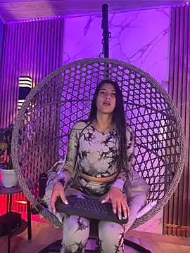 brenda moris01 online show from March 20, 2026, 10:00 pm