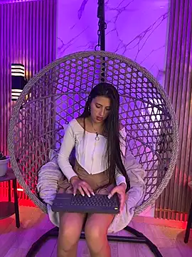 brenda moris01 online show from March 13, 2026, 10:37 pm