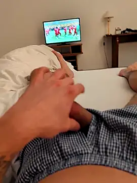 jungerbummser23 online show from March 3, 2026, 4:52 am