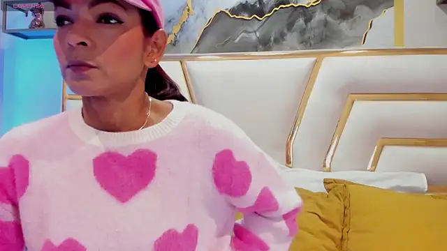 Snapshot of HannaPetit chatting on September 29, 2025, 11:38 am HannaPetit online show from September 29, 2025, 11:38 am