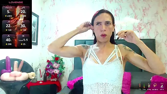 VanessaWolf online show from October 18, 2025, 2:30 pm