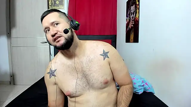 Snapshot of Lucyangelwebcams chatting on January 19, 2026, 6:06 am Lucyangelwebcams online show from January 19, 2026, 6:06 am