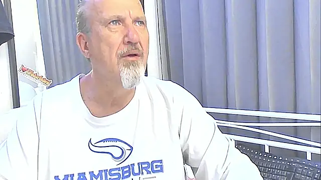 Snapshot of openminddaddy chatting on December 21, 2024, 11:02 pm openminddaddy online show from December 21, 2024, 11:02 pm