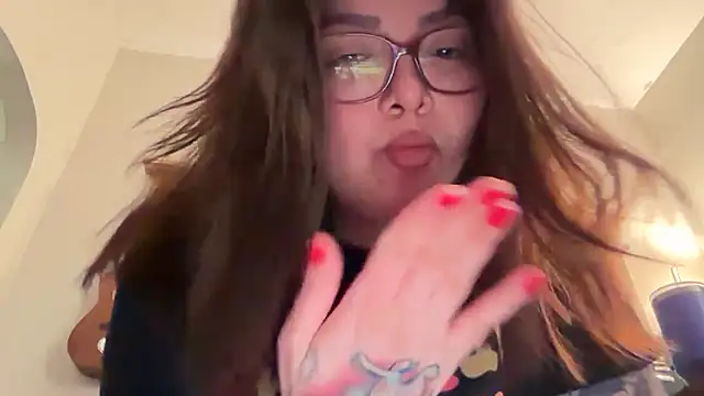 nativepumpkin95 online show from November 11, 2025, 9:31 pm