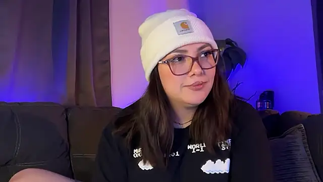 nativepumpkin95 online show from November 26, 2025, 1:27 am