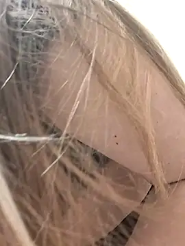 bootiebby online show from October 4, 2025, 9:00 am