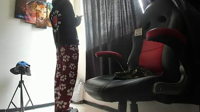 Jeff Waltonxh online show from November 14, 2025, 6:44 pm