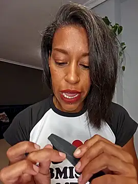 Snapshot of Goldenlace chatting on September 19, 2025, 9:19 pm Goldenlace online show from September 19, 2025, 9:19 pm