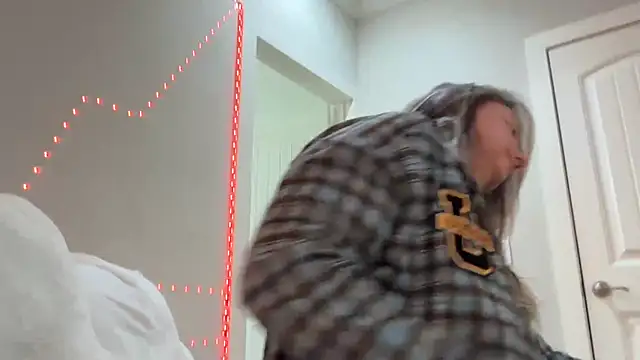 Snapshot of Vivian_MayXxX chatting on September 21, 2025, 6:46 pm Vivian MayXxX online show from September 21, 2025, 6:46 pm