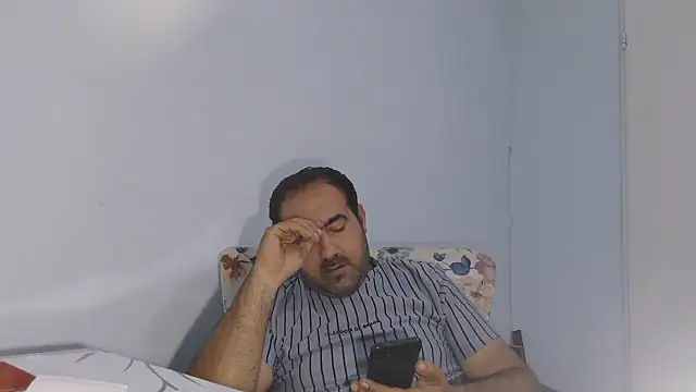 ZYXEL353 online show from November 3, 2025, 11:52 pm