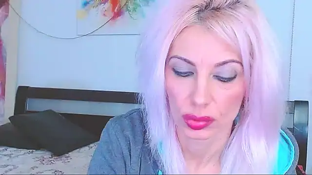 HoneyLara online show from February 22, 2025, 3:12 am