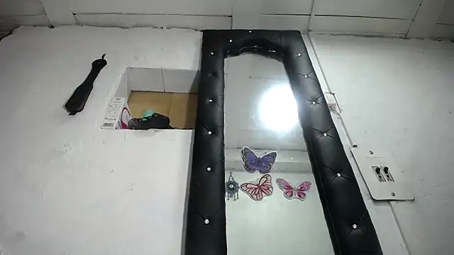 nattashafoxx online show from March 26, 2026, 1:15 am