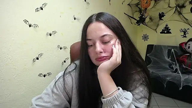 MilanaPrice online show from October 15, 2025, 5:21 pm