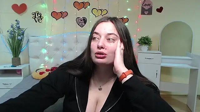 MilanaPrice online show from February 8, 2025, 6:11 pm