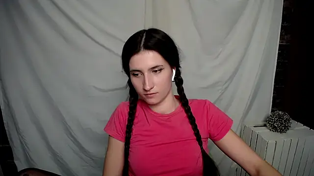 MaryEm976 online show from February 11, 2025, 12:36 pm