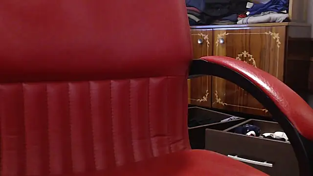 Snapshot of Mrprecum chatting on October 29, 2025, 8:41 pm Mrprecum online show from October 29, 2025, 8:41 pm