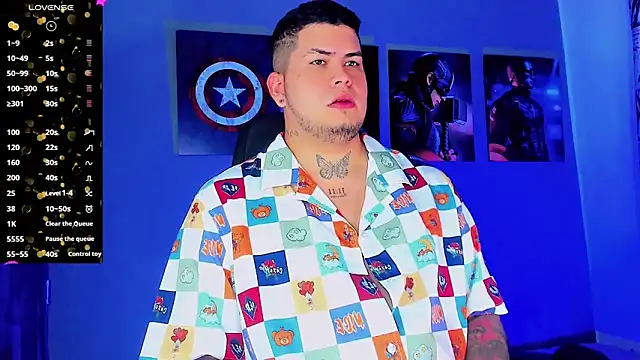 Snapshot of Thomas_chubbyxhot chatting on February 22, 2025, 3:23 am Thomas chubbyxhot online show from February 22, 2025, 3:23 am