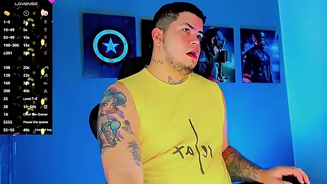 Snapshot of Thomas_chubbyxhot chatting on February 26, 2025, 11:52 pm Thomas chubbyxhot online show from February 26, 2025, 11:52 pm