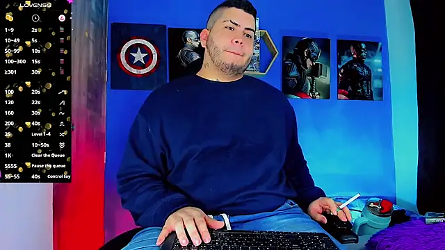 Snapshot of Thomas_chubbyxhot chatting on October 20, 2025, 3:30 am Thomas chubbyxhot online show from October 20, 2025, 3:30 am