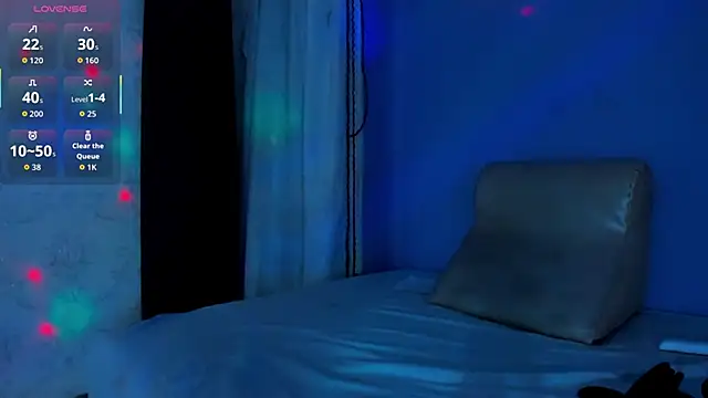 MAILYN ER online show from October 3, 2025, 8:43 pm