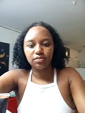 MAILYN ER online show from November 21, 2025, 1:21 pm