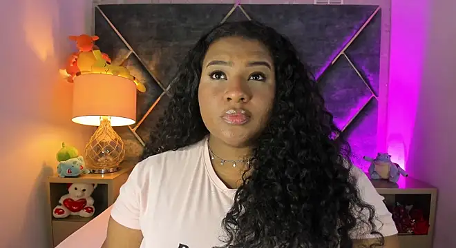 Snapshot of DannaFalco25 chatting on September 25, 2025, 8:37 pm DannaFalco25 online show from September 25, 2025, 8:37 pm