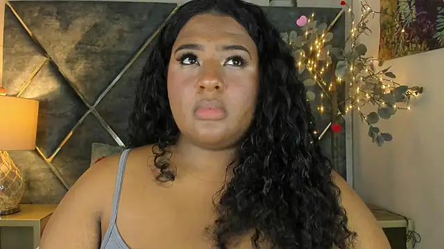 Snapshot of DannaFalco25 chatting on March 4, 2025, 7:54 pm DannaFalco25 online show from March 4, 2025, 7:54 pm